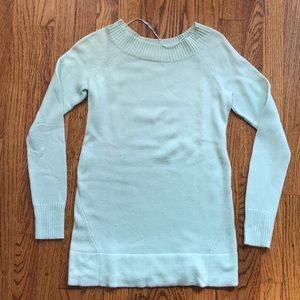 MATERNITY • GAP sweater